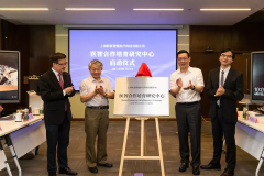 而是先打根本、做周边、建生