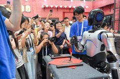 现了正在现有国际轨制框架内推进管理的立场